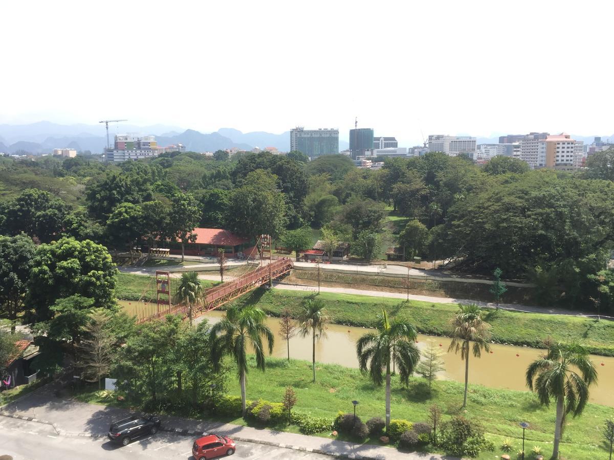 Kinta Riverfront Hotel & Suites Ίπο Εξωτερικό φωτογραφία